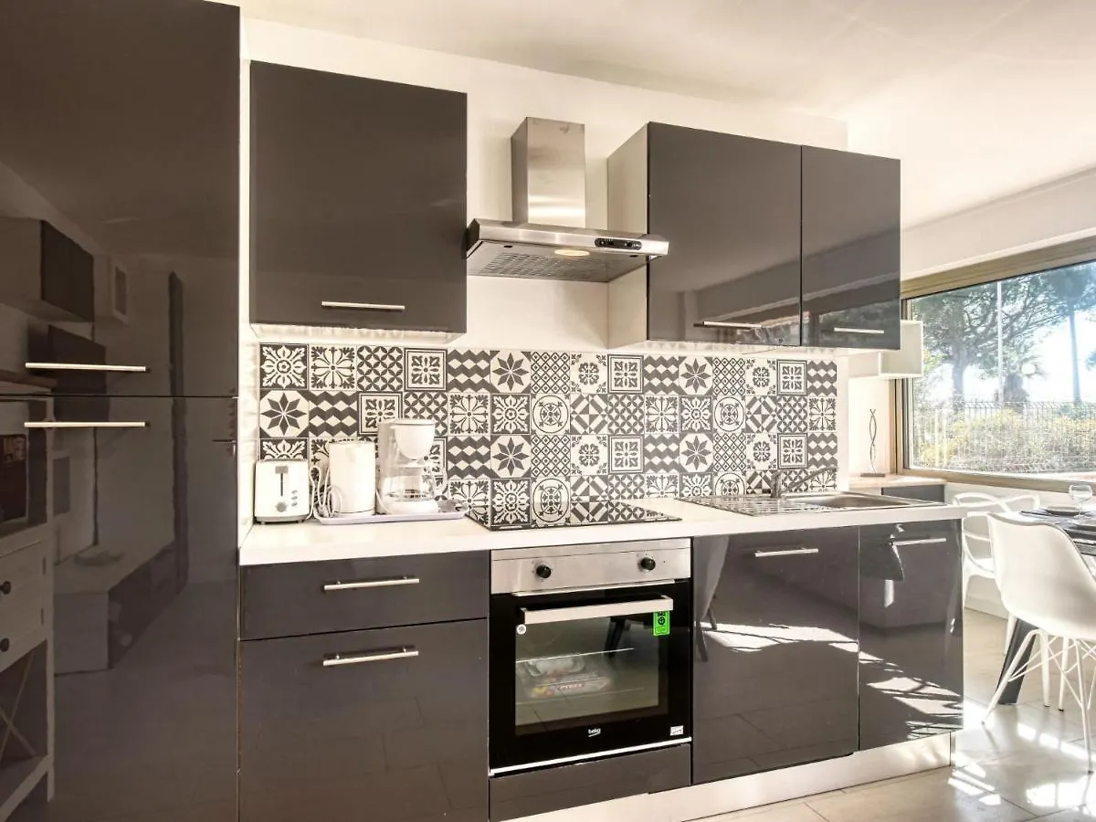 Apartment Le Mediterranee-3 By Interhome Frejus