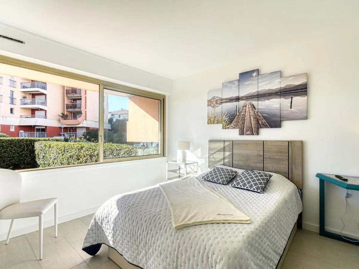 Apartment Le Mediterranee-3 By Interhome Fréjus