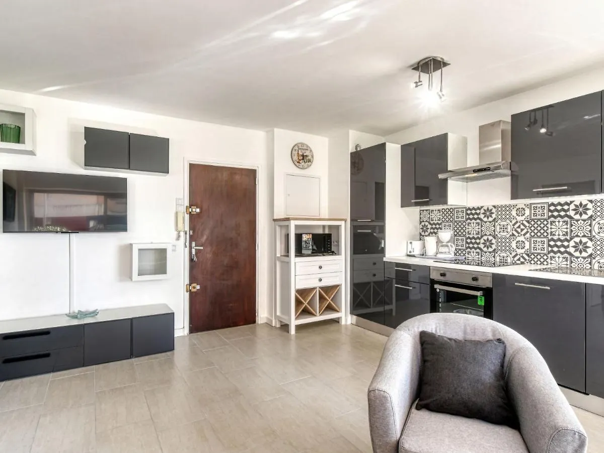 Apartment Le Mediterranee-3 By Interhome Frejus