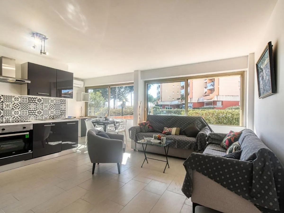 Apartment Le Mediterranee-3 By Interhome Frejus