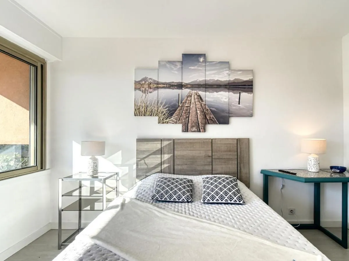 Apartment Le Mediterranee-3 By Interhome Frejus 0*,