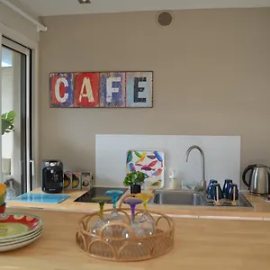 Appartement à 350m De La Et Du Port, Fréjus